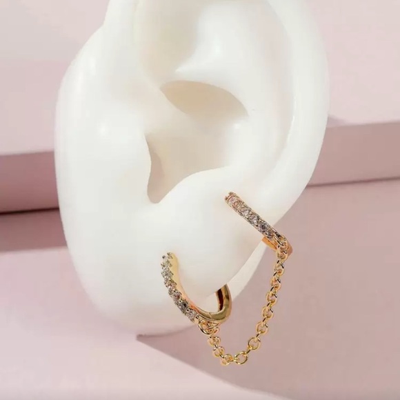 Gold 1pc Double Hoop Chain Earring— Dainty Linked Drop Design - Picture 3 of 3